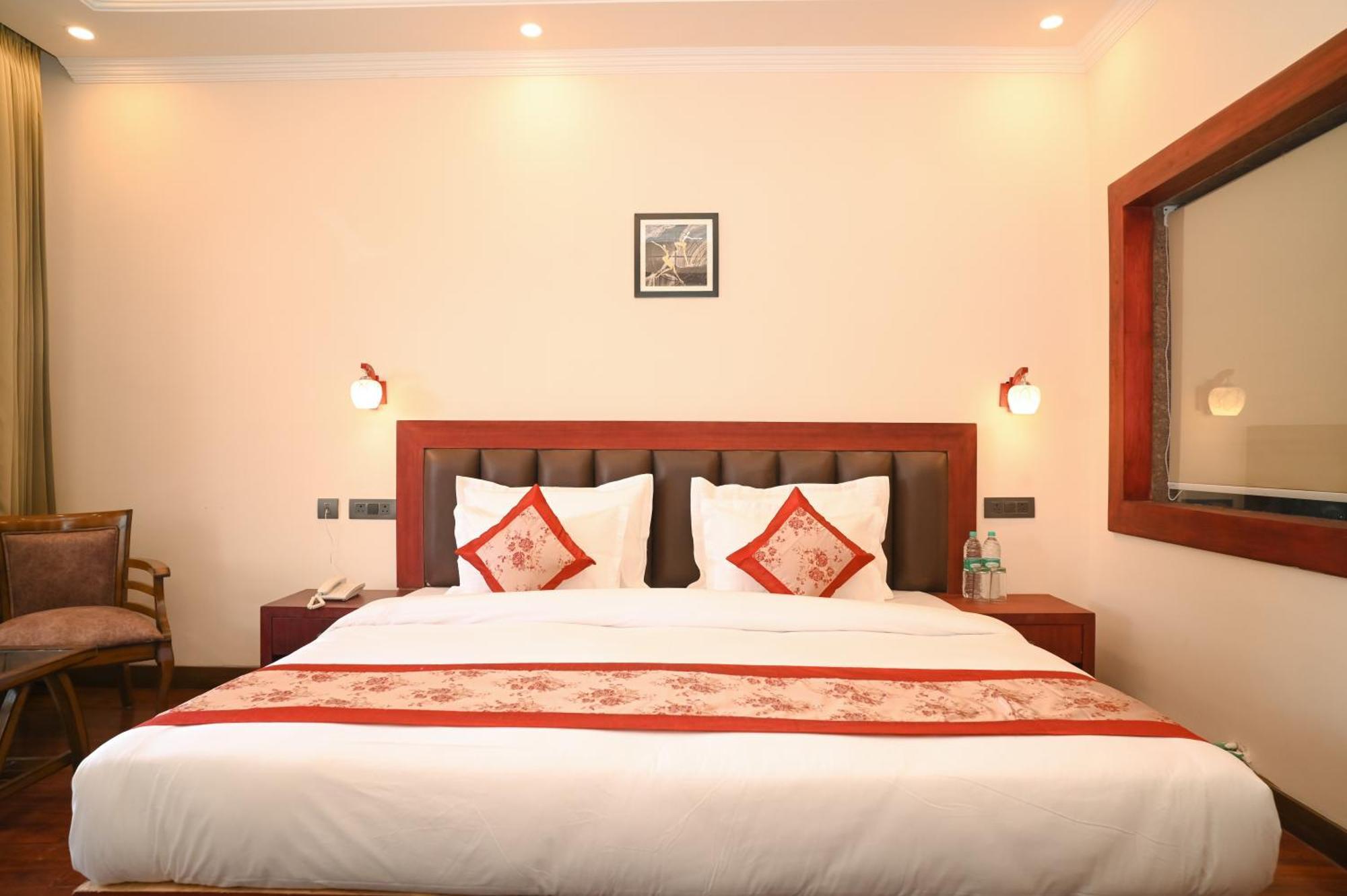 Hotel Ladakh Hills 레 외부 사진