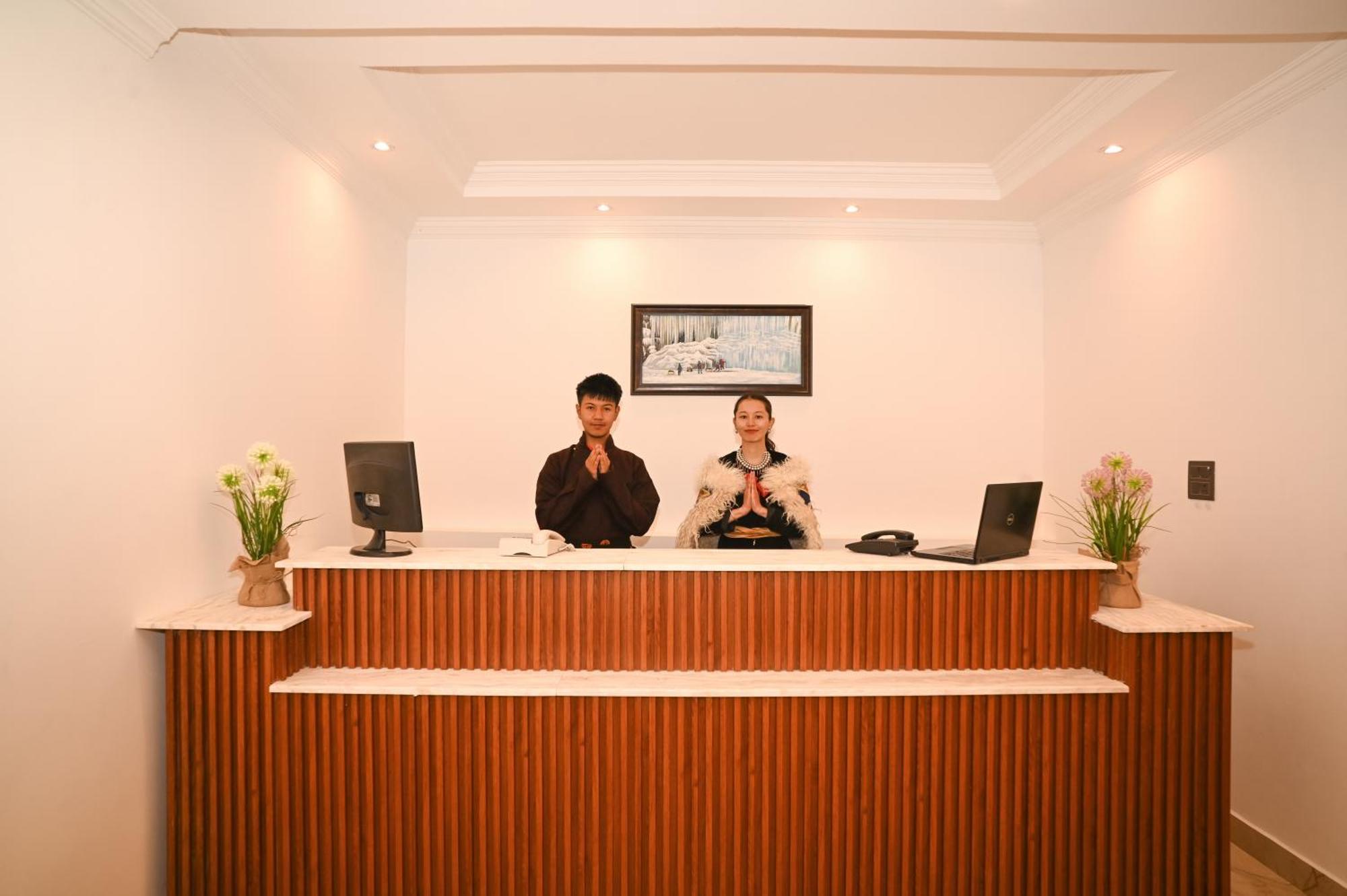 Hotel Ladakh Hills 레 외부 사진