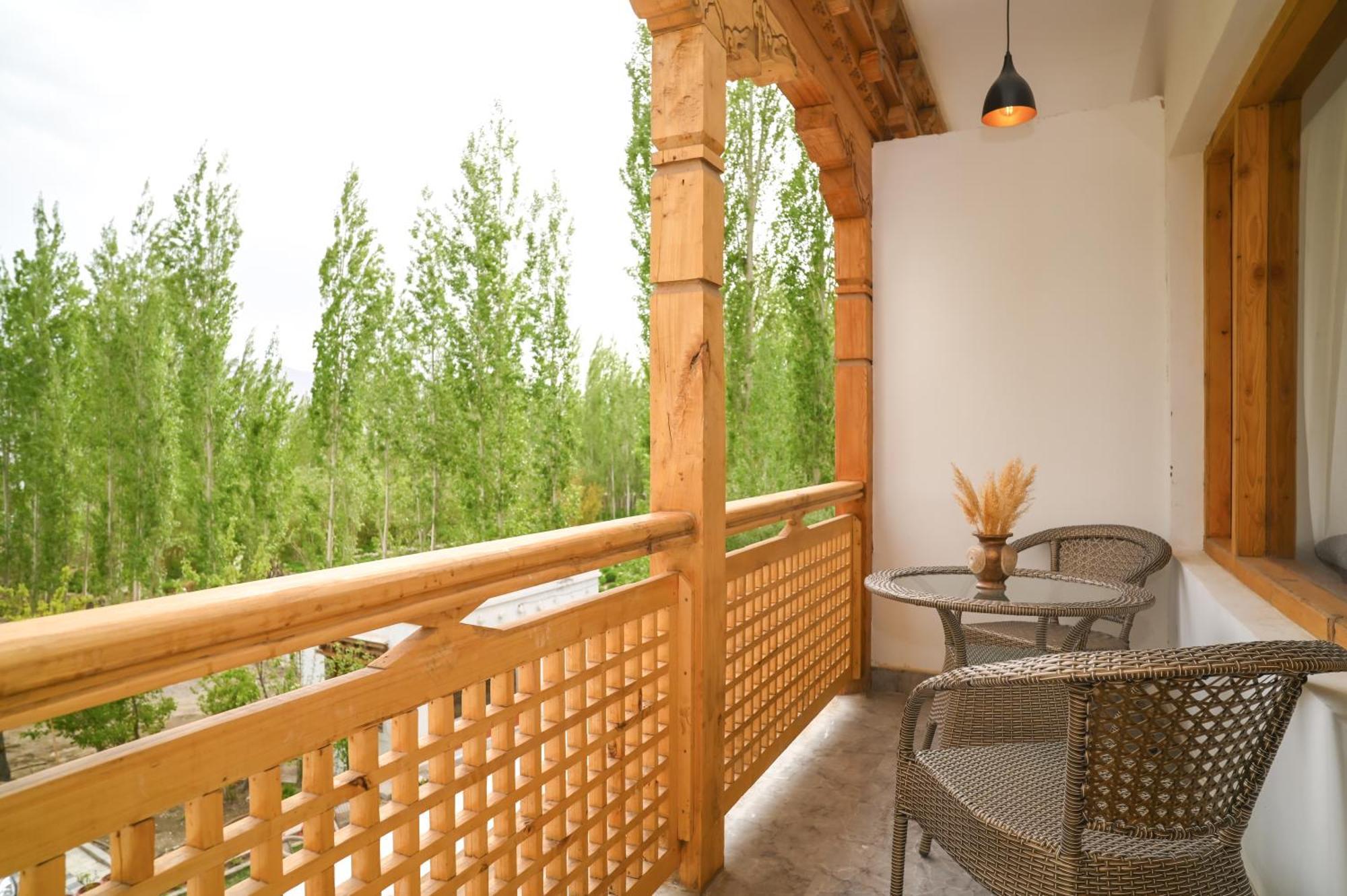 Hotel Ladakh Hills 레 외부 사진
