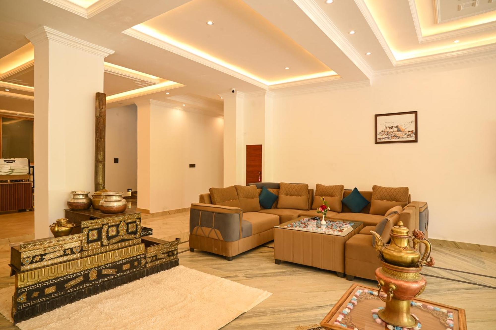 Hotel Ladakh Hills 레 외부 사진